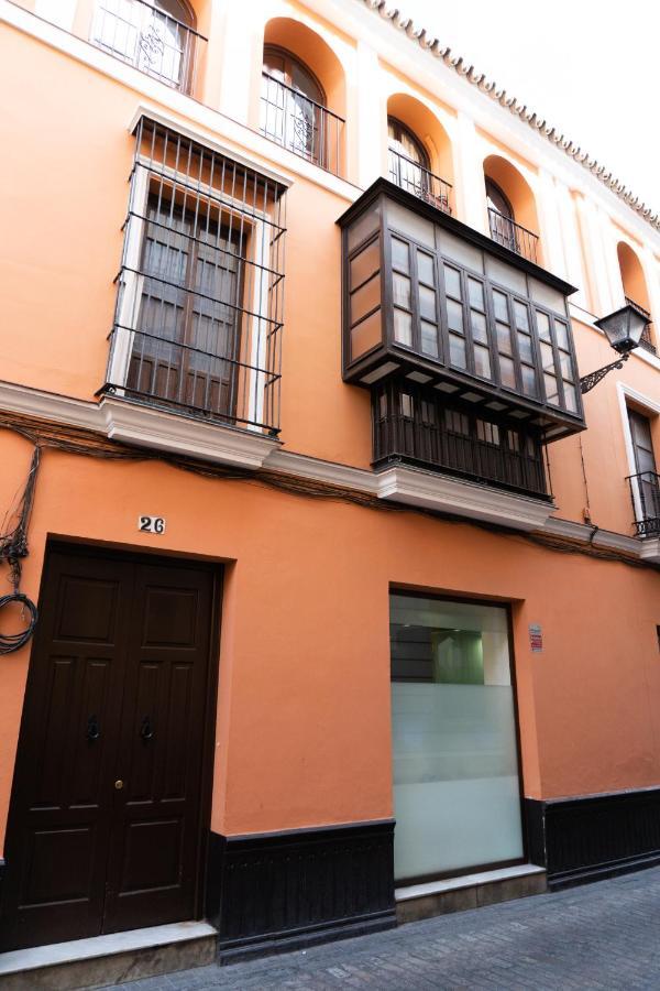 Muy Centrico Apto. En Tipico Patio Sevillano Kültér fotó